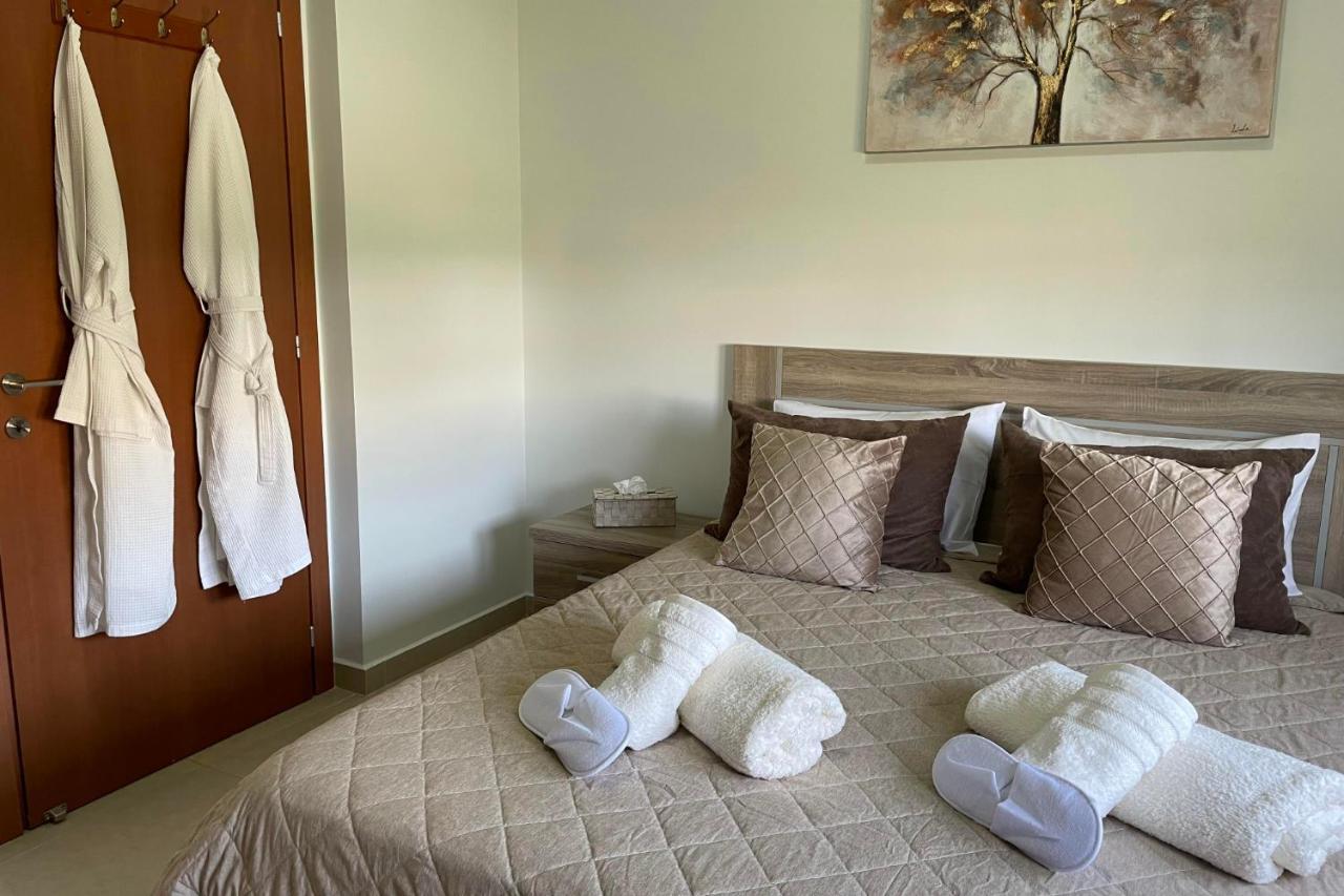 Eleona'S Royal Gardens By Yiota - Luxury 2 Bed Apartment In Exclusive Complex Péjia Kültér fotó