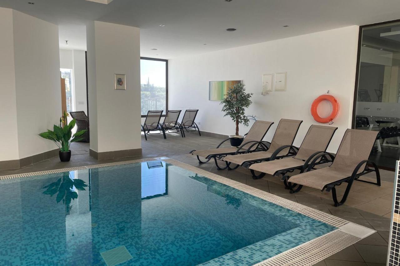 Eleona'S Royal Gardens By Yiota - Luxury 2 Bed Apartment In Exclusive Complex Péjia Kültér fotó