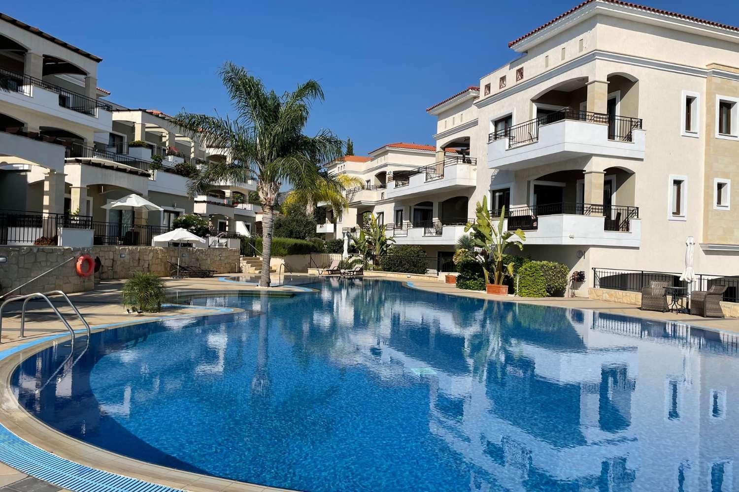 Eleona'S Royal Gardens By Yiota - Luxury 2 Bed Apartment In Exclusive Complex Péjia Kültér fotó